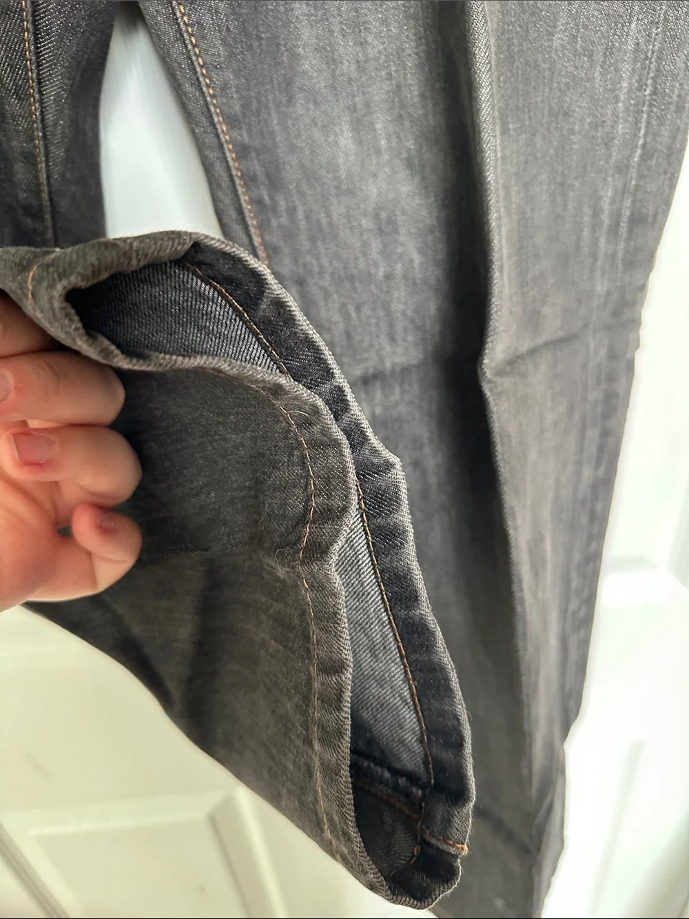 Levi's Men's Dark Gray Straight Jeans